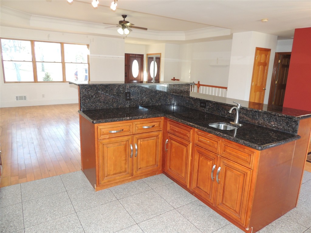 609 Jensen Road Vestal, NY 13850 - Photo 8 of 37 Gallery Image 8
