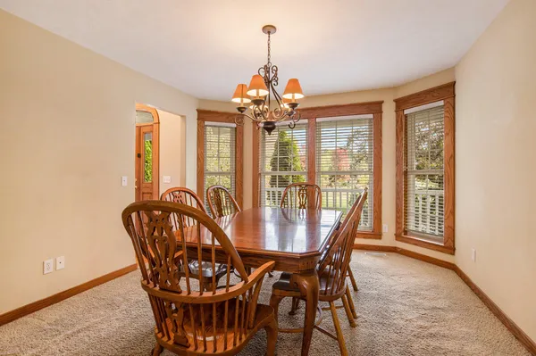 $995,000 | 9975 Young Avenue Northeast, Rockford, MI 49341