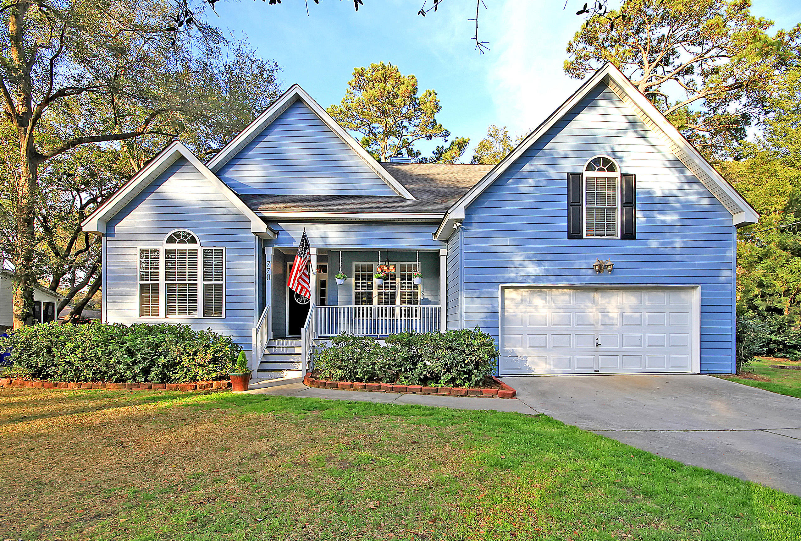 770 Leafwood Road Charleston, SC 29412 - Photo 3 of 46 IMG_1112 copy