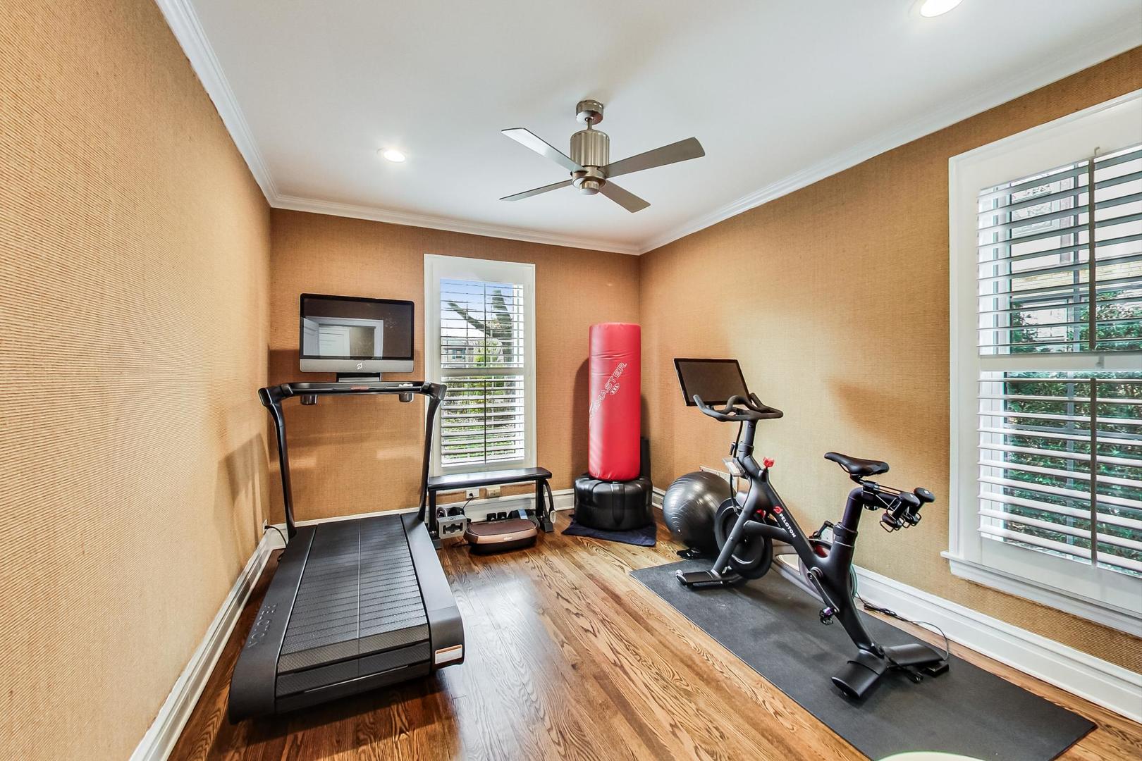 352 Addison Road Riverside, IL 60546 - Photo 21 of 63 a view of a room with gym equipment