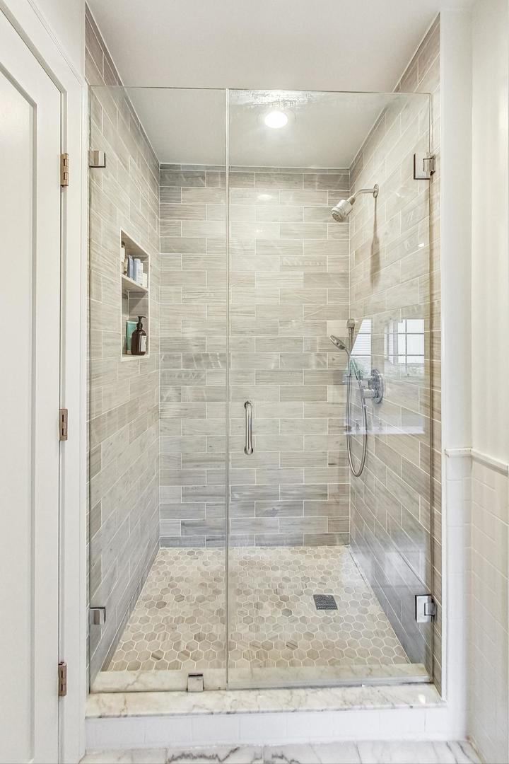 352 Addison Road Riverside, IL 60546 - Photo 34 of 63 a bathroom with a shower