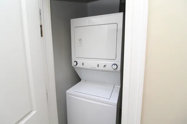 $2,600 | 2155 West Potomac Avenue, Unit 1F, Chicago, IL 60622