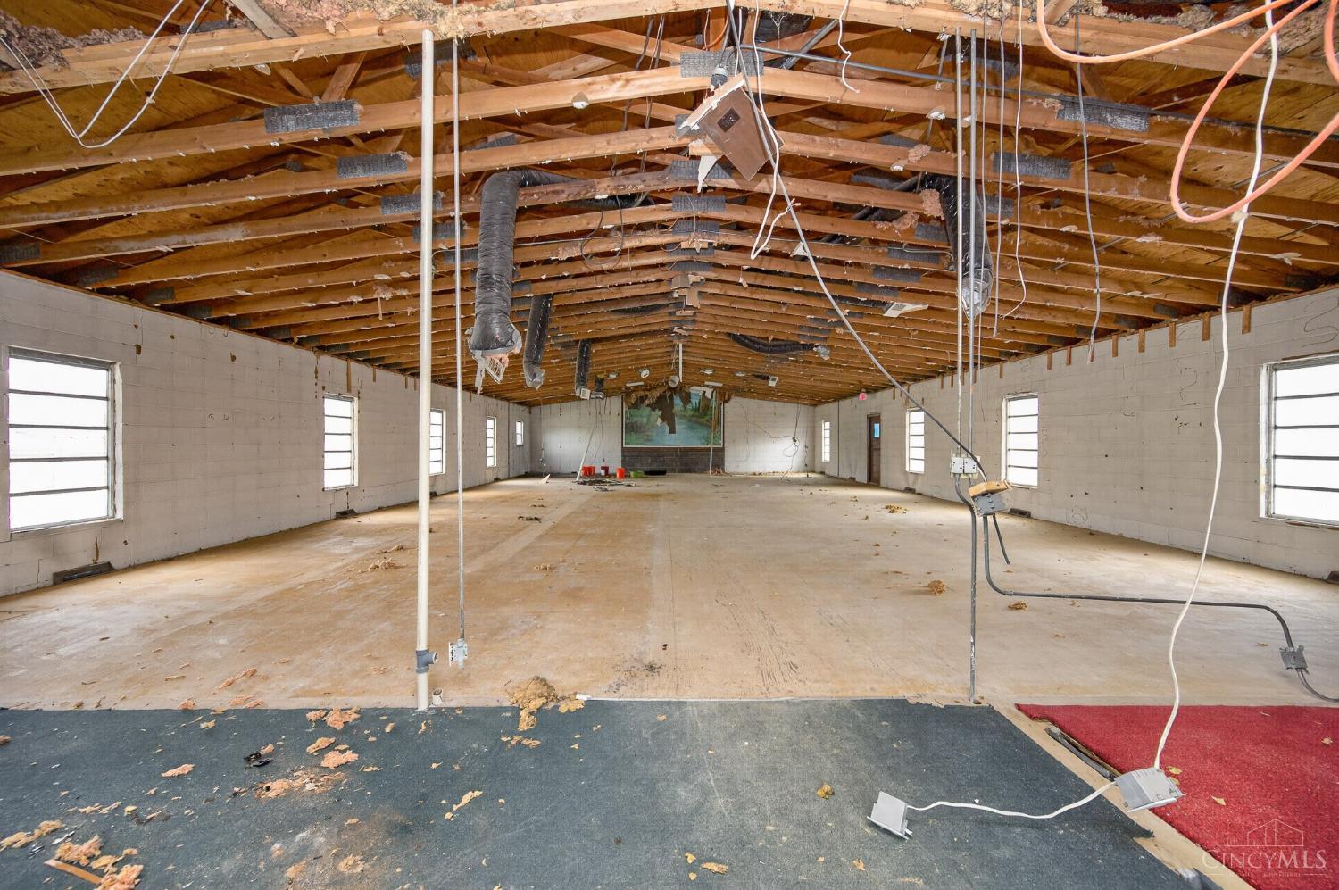 5687 Buckwheat Road Milford, OH 45150 - Photo 5 of 37