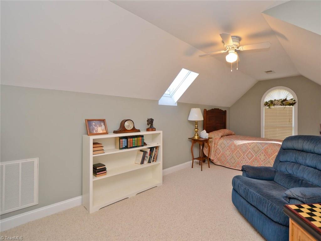 1682 Deer Run Court Oak Ridge, NC 27310 - Photo 5 of 29
