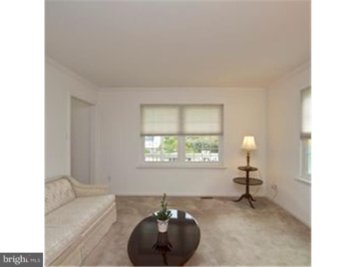 144 Upland Road Havertown, PA 19083 - Photo 3 of 25 Living Room