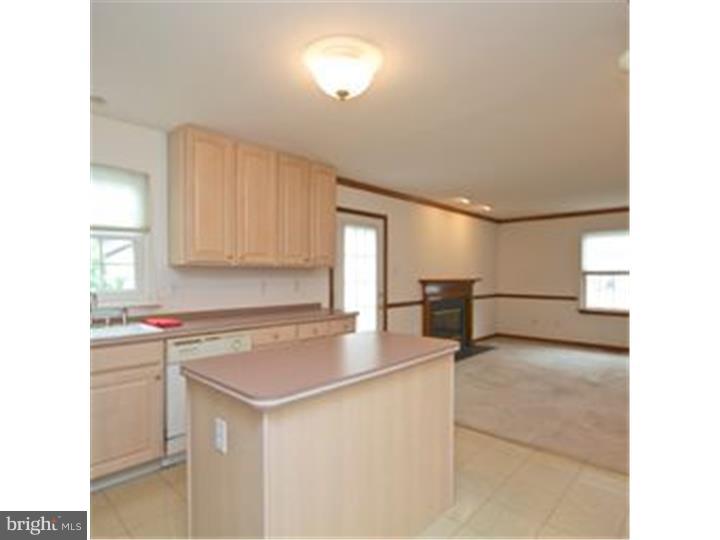 144 Upland Road Havertown, PA 19083 - Photo 8 of 25 Kitchen