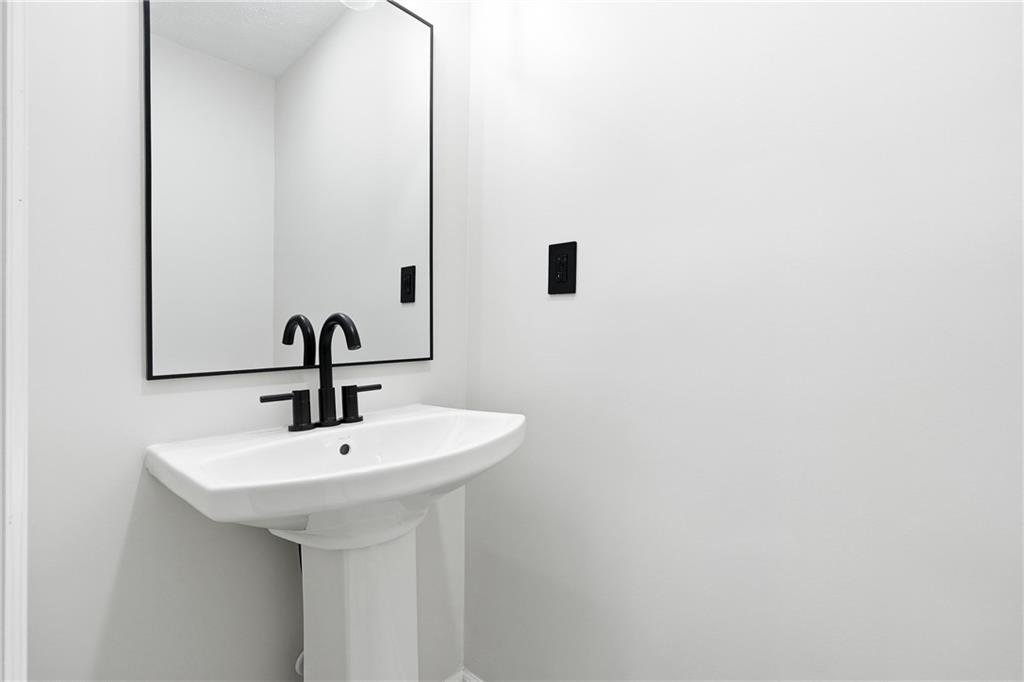 1705 Gordon Road Cumming, GA 30040 - Photo 37 of 46