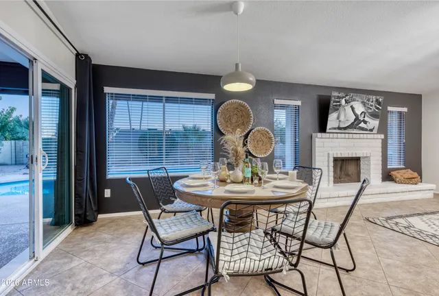 $595,000 | 301 East Muriel Drive, Phoenix, AZ 85022