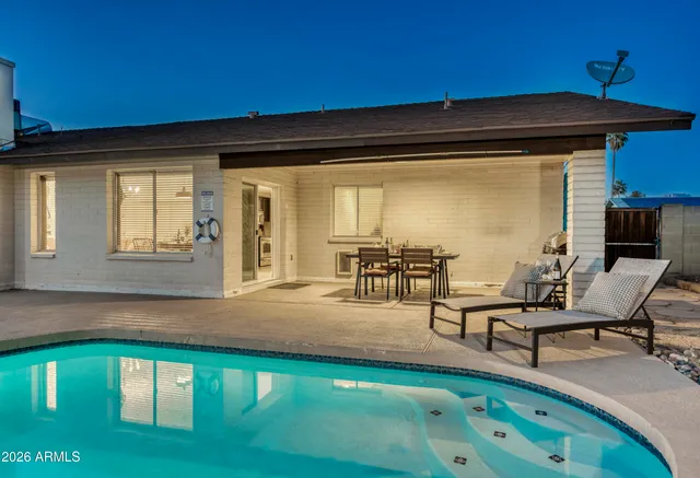 $595,000 | 301 East Muriel Drive, Phoenix, AZ 85022