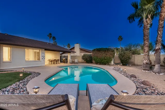 $595,000 | 301 East Muriel Drive, Phoenix, AZ 85022