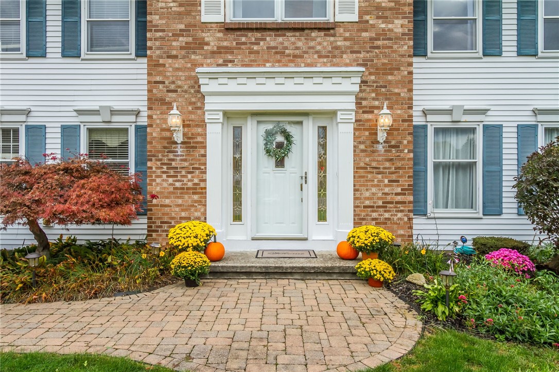 6 Brackley Circle Perinton, NY 14450 - Photo 2 of 31