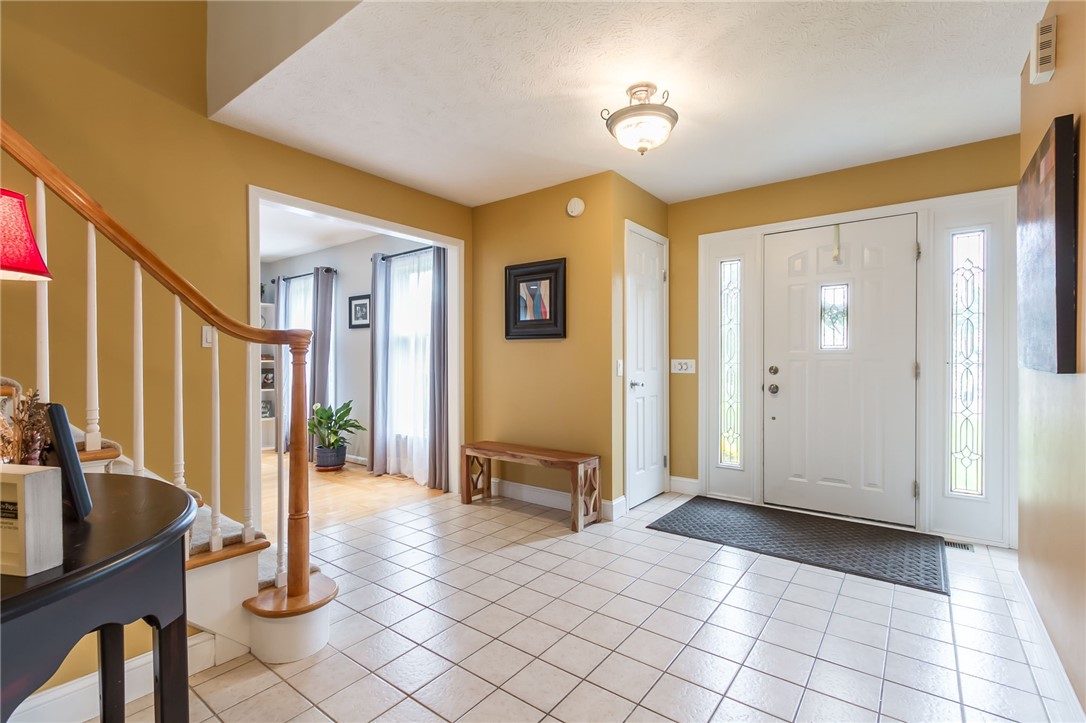 6 Brackley Circle Perinton, NY 14450 - Photo 3 of 31