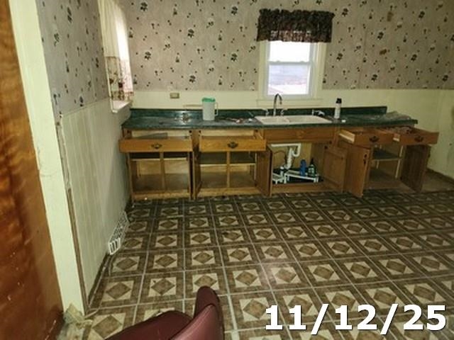 600 Wilson Street Bay City, MI 48708 - Photo 2 of 17