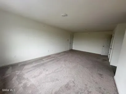 $1,650 | 1311 Broadway, Unit 10, Rensselaer, NY 12144