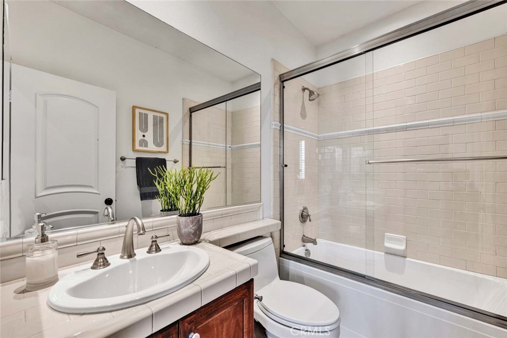 1447 Charleston Street Tustin, CA 92782 - Photo 16 of 41