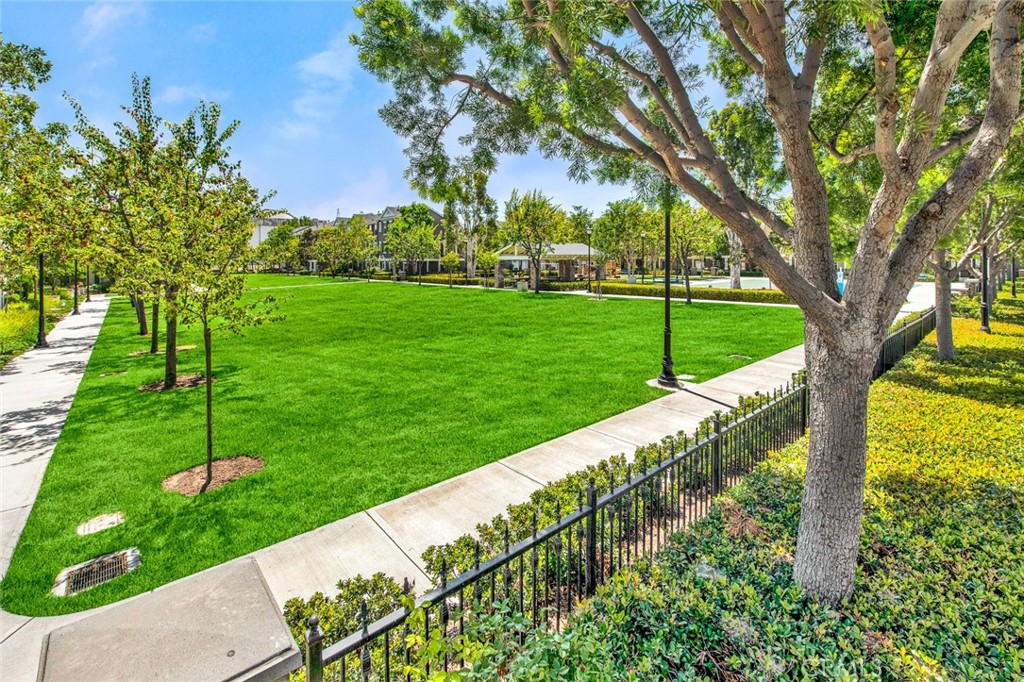 1447 Charleston Street Tustin, CA 92782 - Photo 33 of 41