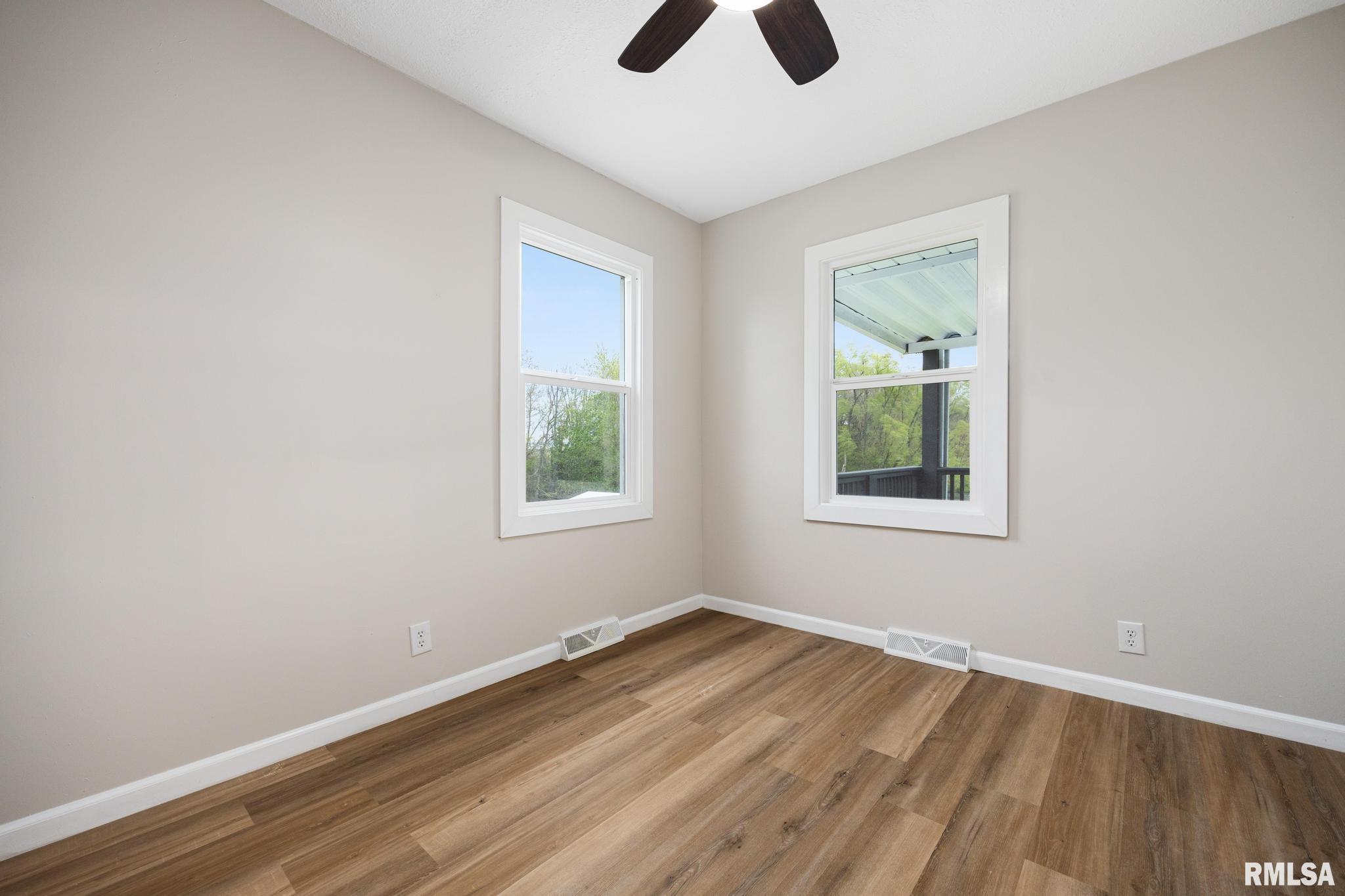 8210 West Parks School Road Princeville, IL 61559 - Photo 21 of 46 Gallery Image 21