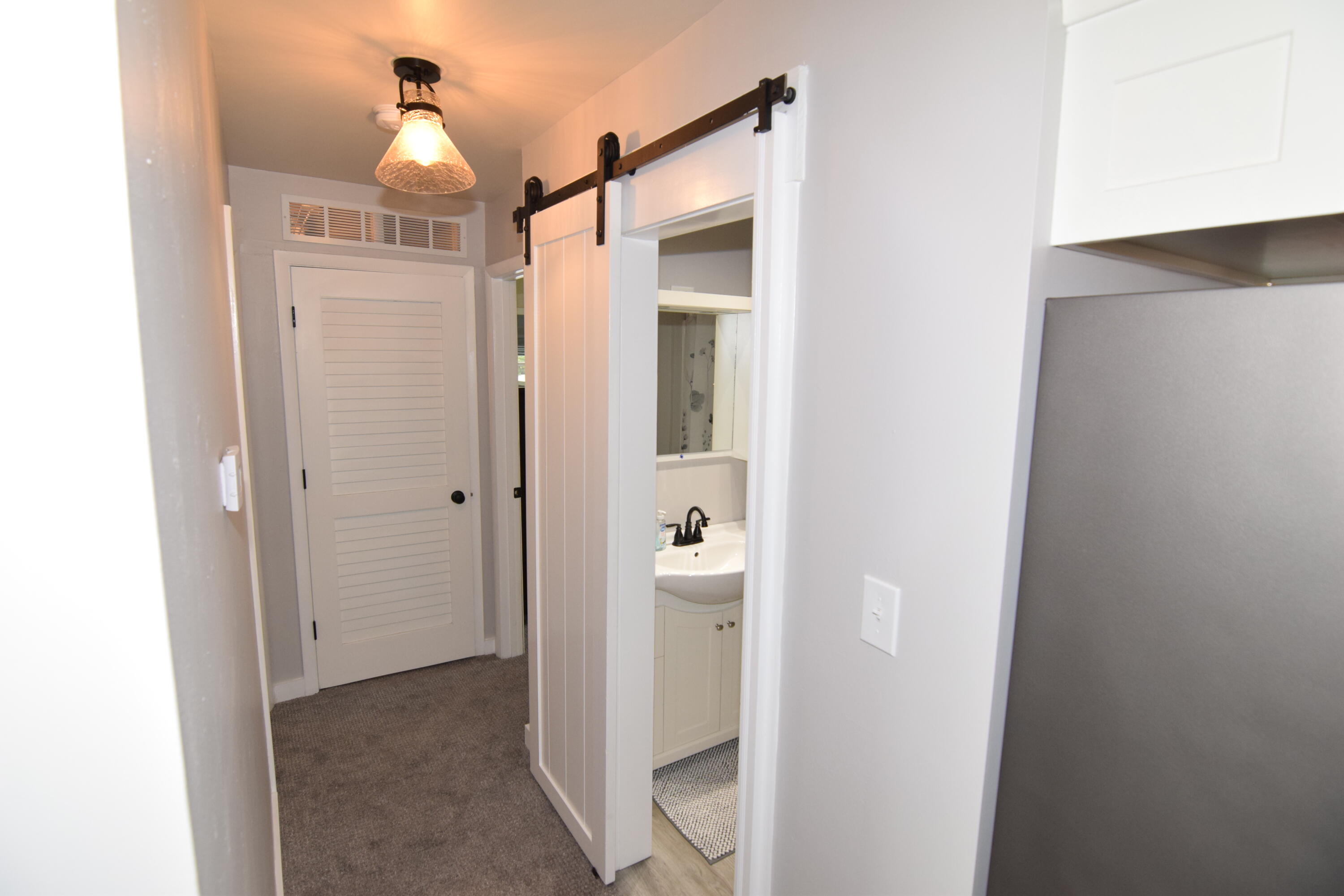 912 West Shore Road Bronson, MI 49028 - Photo 15 of 42 DSC_0116
