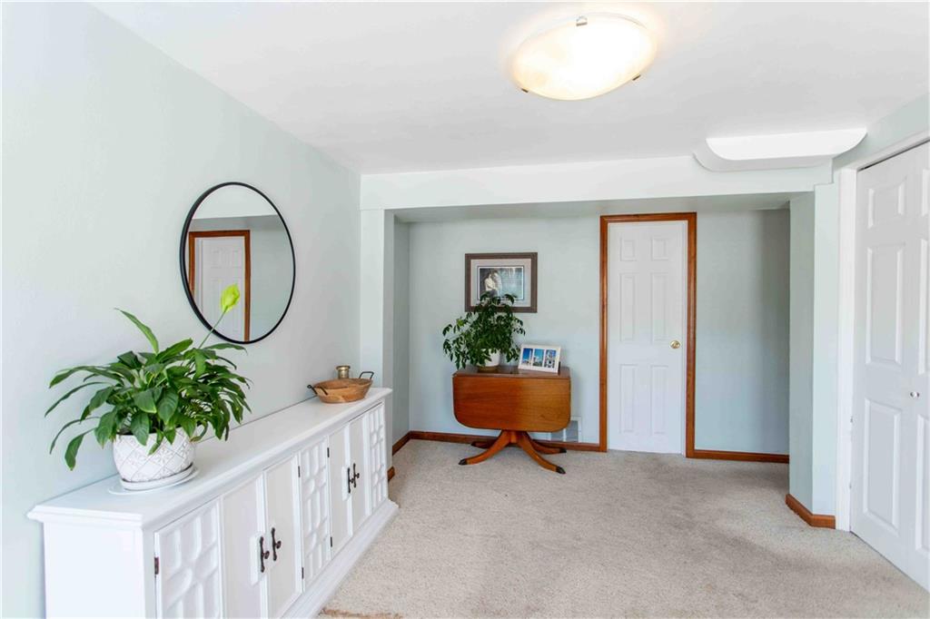 709 Lindsay Road Carnegie, PA 15106 - Photo 32 of 44 Gallery Image 32
