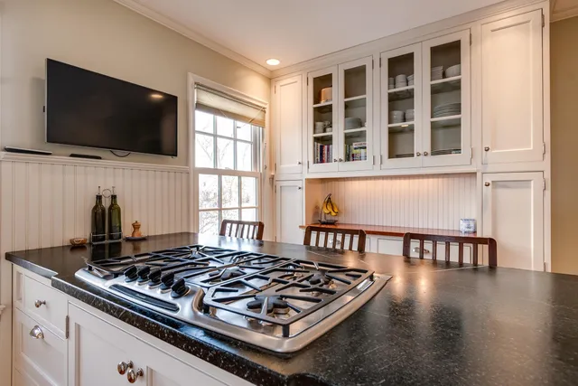 $1,000,000 | 225 Kensington Drive, Madison, WI 53704