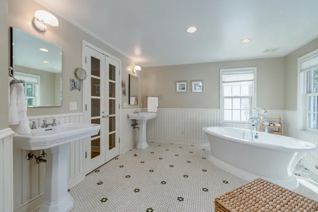 $1,000,000 | 225 Kensington Drive, Madison, WI 53704