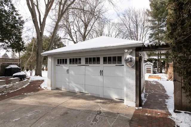 $1,000,000 | 225 Kensington Drive, Madison, WI 53704