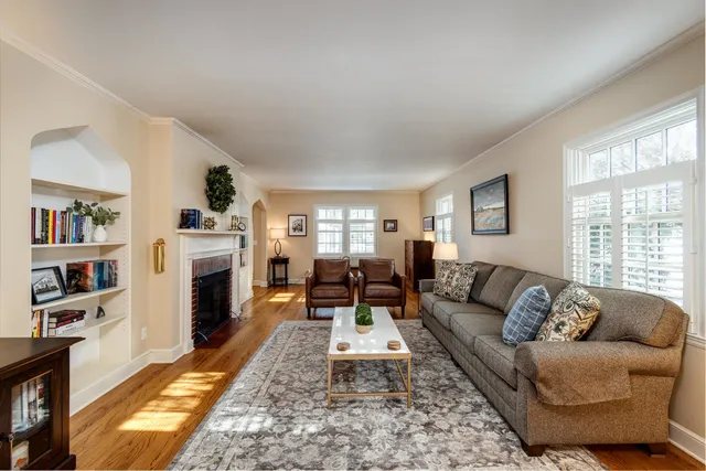 $1,000,000 | 225 Kensington Drive, Madison, WI 53704