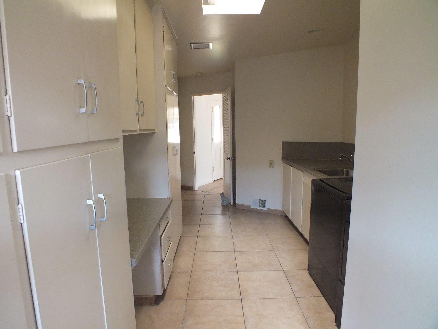 202 Rio Verde Drive Salinas, CA 93901 - Photo 28 of 35