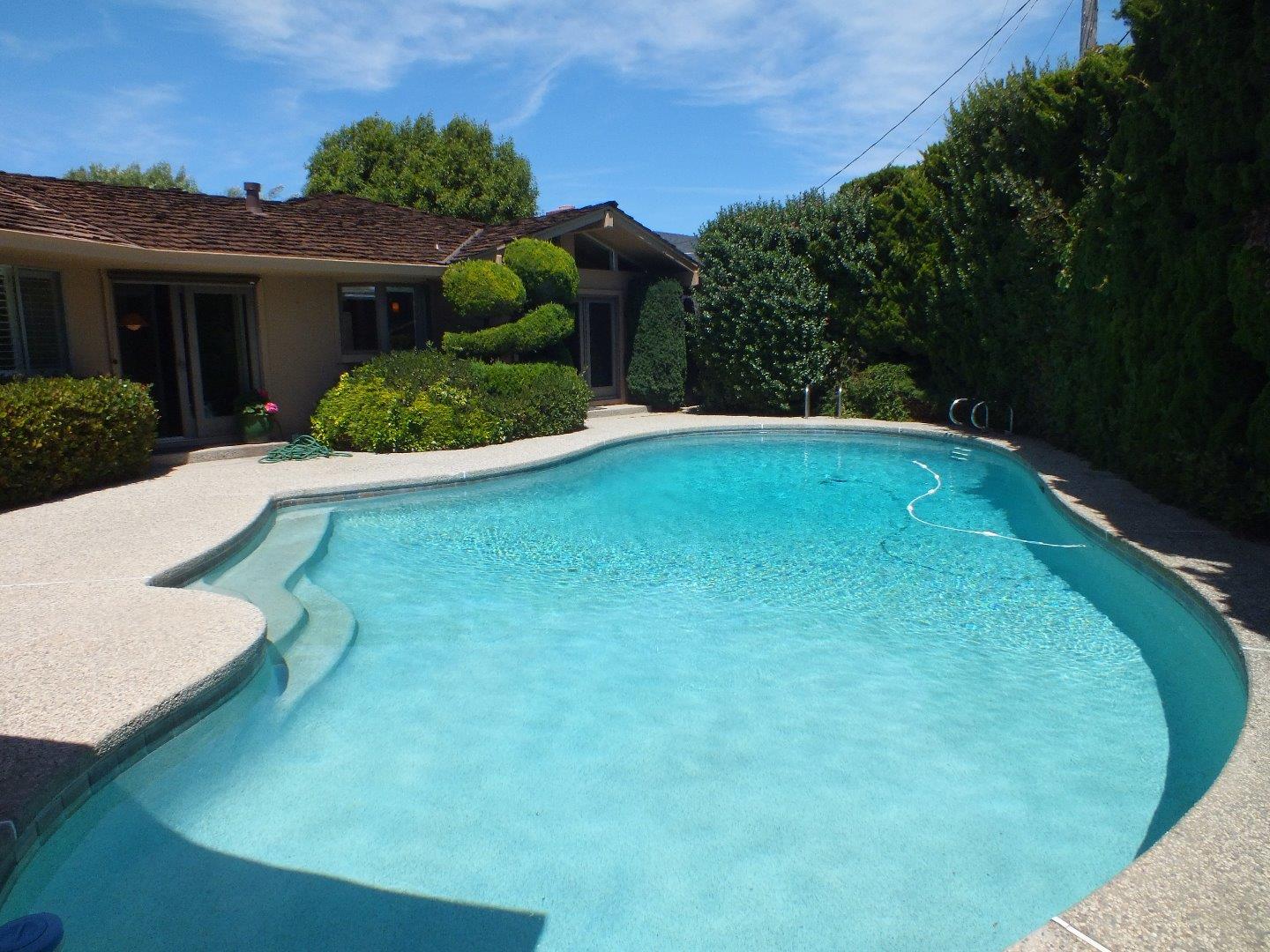 202 Rio Verde Drive Salinas, CA 93901 - Photo 32 of 35 a view of a backyard with plants and a patio