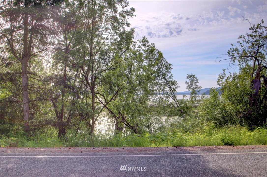 9637 Bayview Edison Road Bow, WA 98232 - Photo 6 of 9 Gallery Image 6