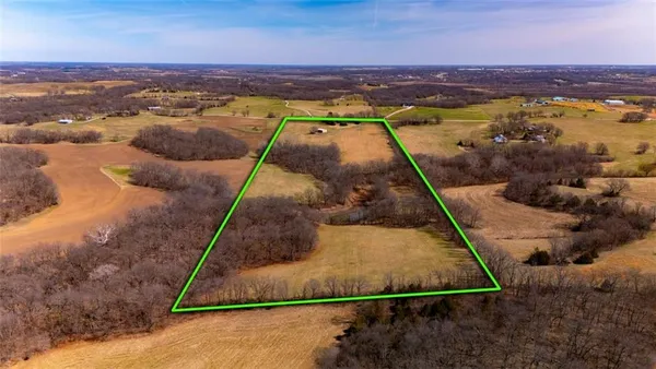 $899,000 | 15630 Hackberry Lane, Platte City, MO 64079