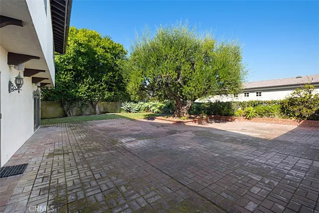 $6,995,000 | 1700 Port Margate Place, Newport Beach, CA 92660