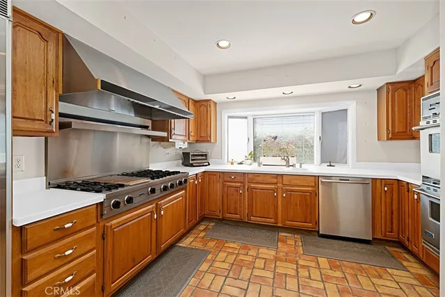 $6,995,000 | 1700 Port Margate Place, Newport Beach, CA 92660