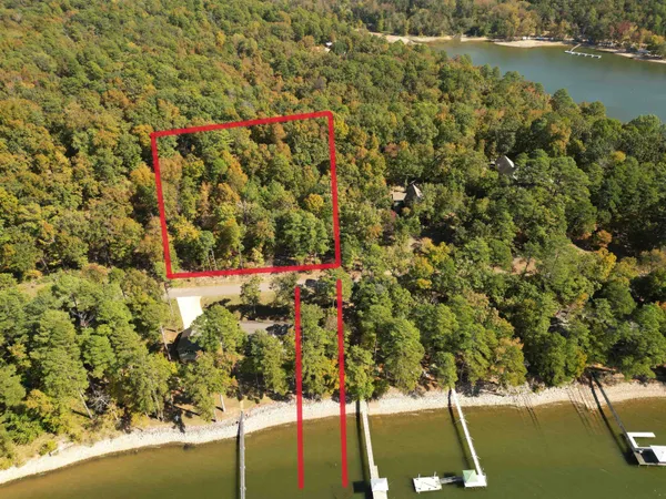 a view of a tennis court