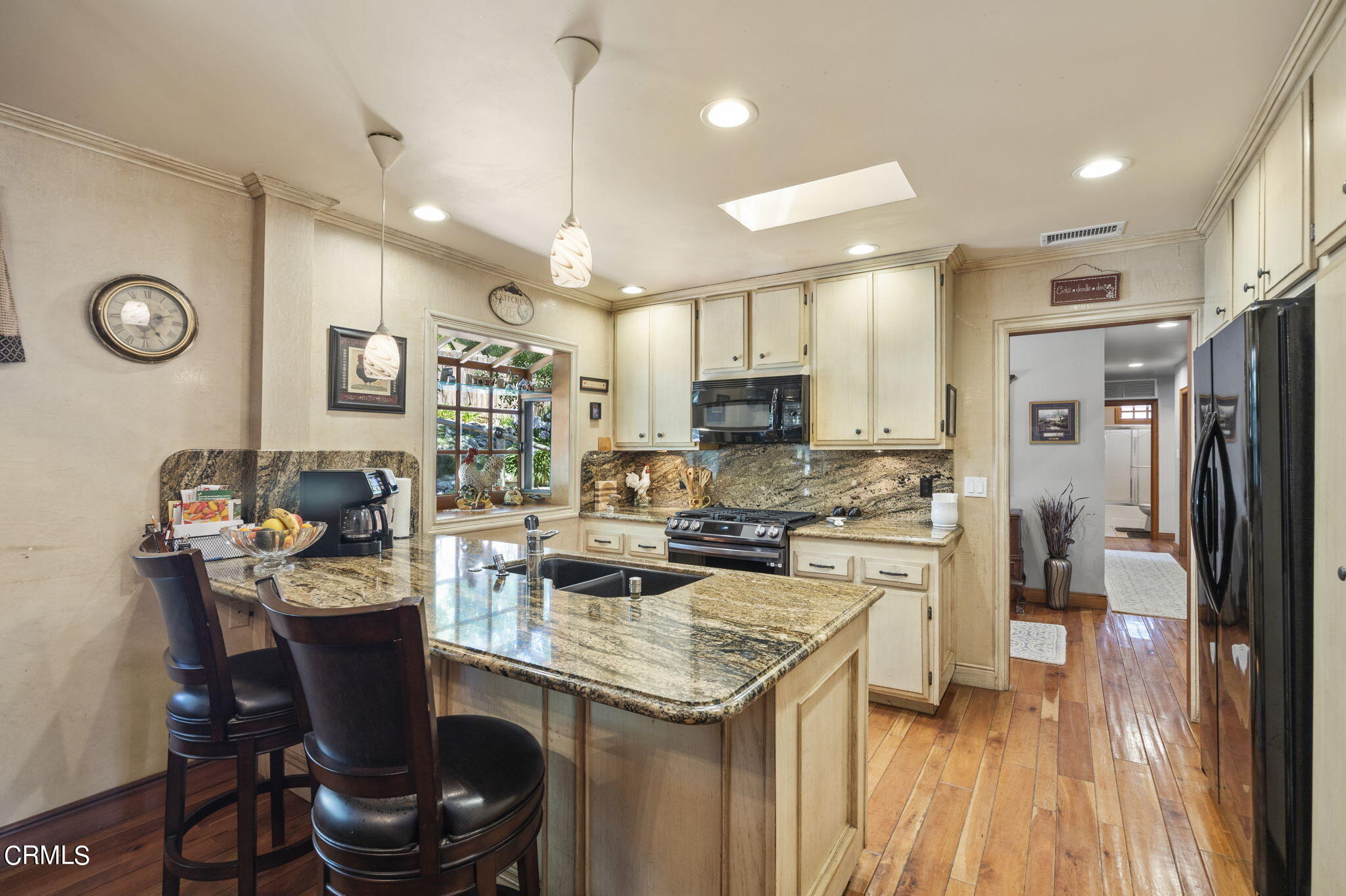5340 Lewis Road Agoura Hills, CA 91301 - Photo 8 of 66 30-web-or-mls-Upmarketmedia_5340Lew-69