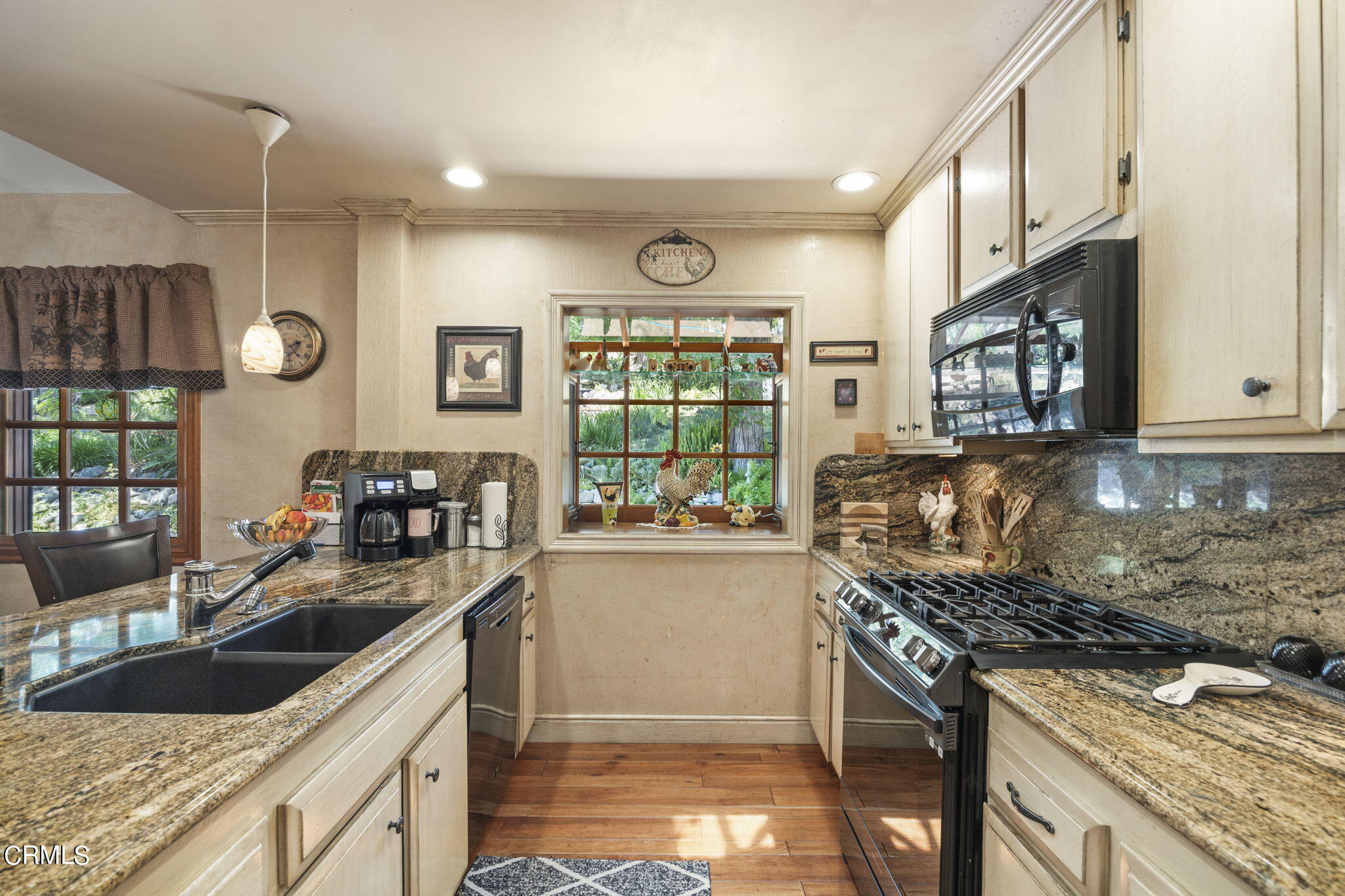 5340 Lewis Road Agoura Hills, CA 91301 - Photo 9 of 66 44-web-or-mls-Upmarketmedia_5340Lew-81