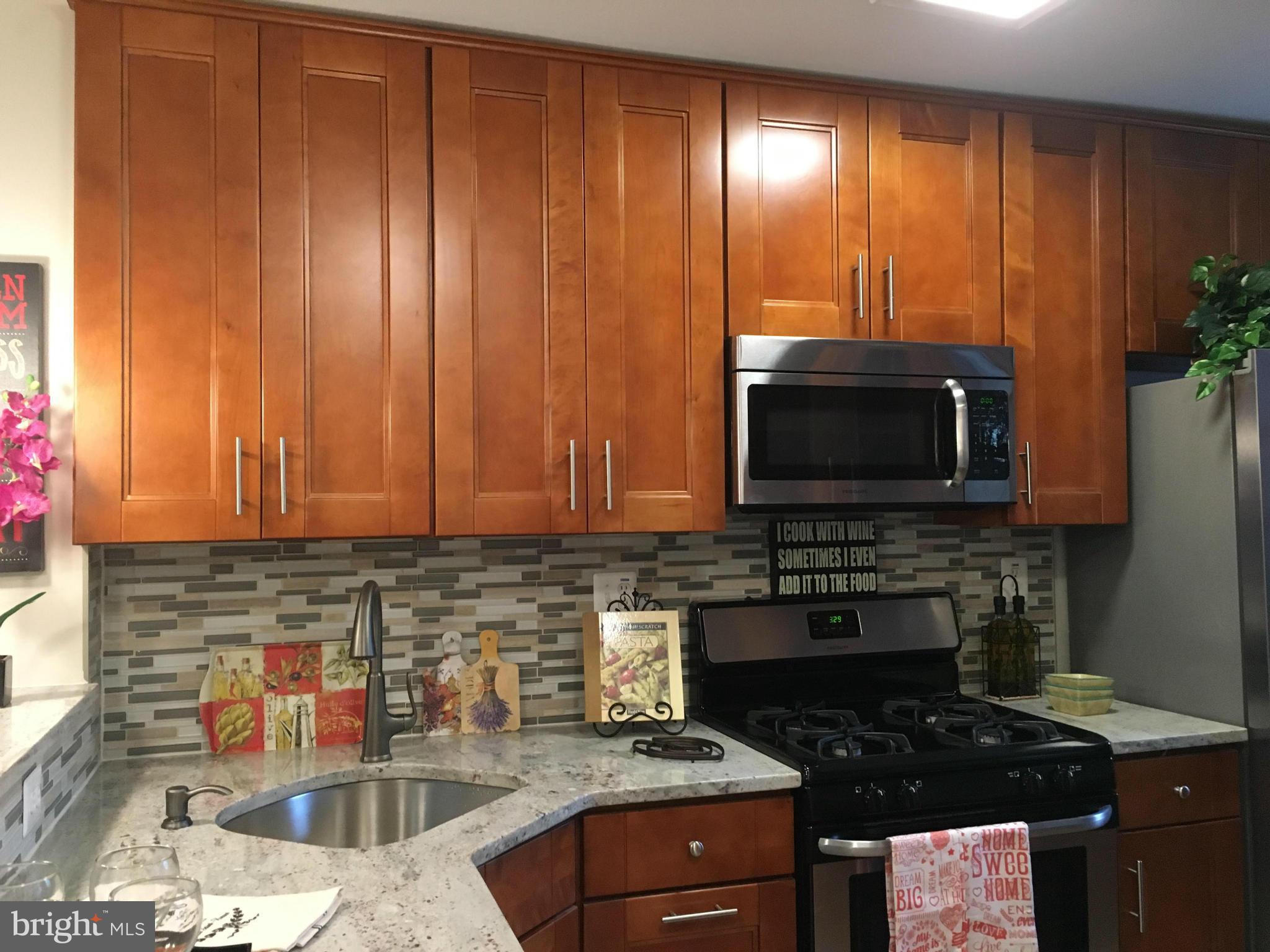 7631 Normandy Road Landover, MD 20785 - Photo 17 of 30 Kitchen