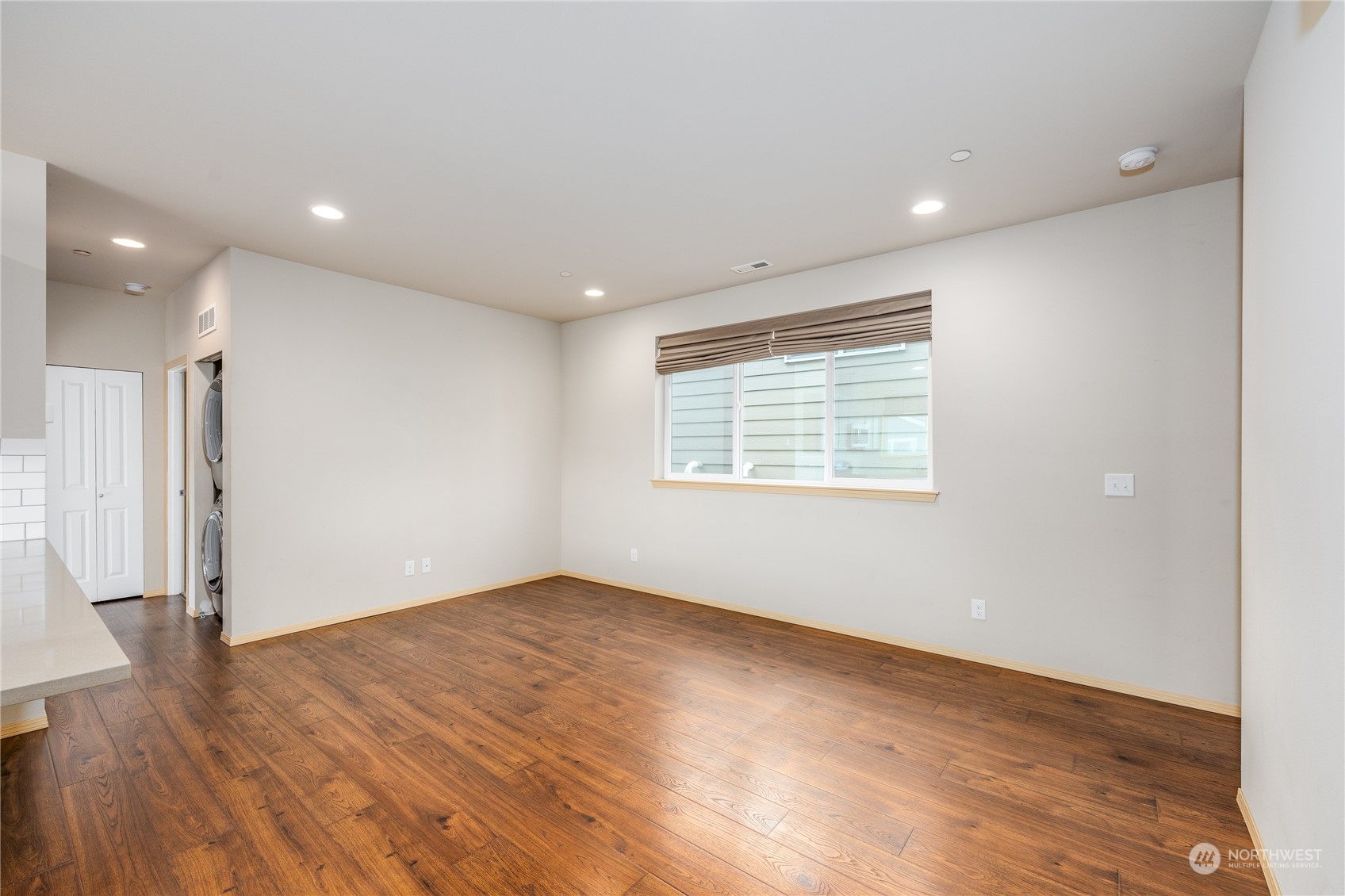 2480 Zeeden Way Bremerton, WA 98310 - Photo 5 of 22 Gallery Image 5