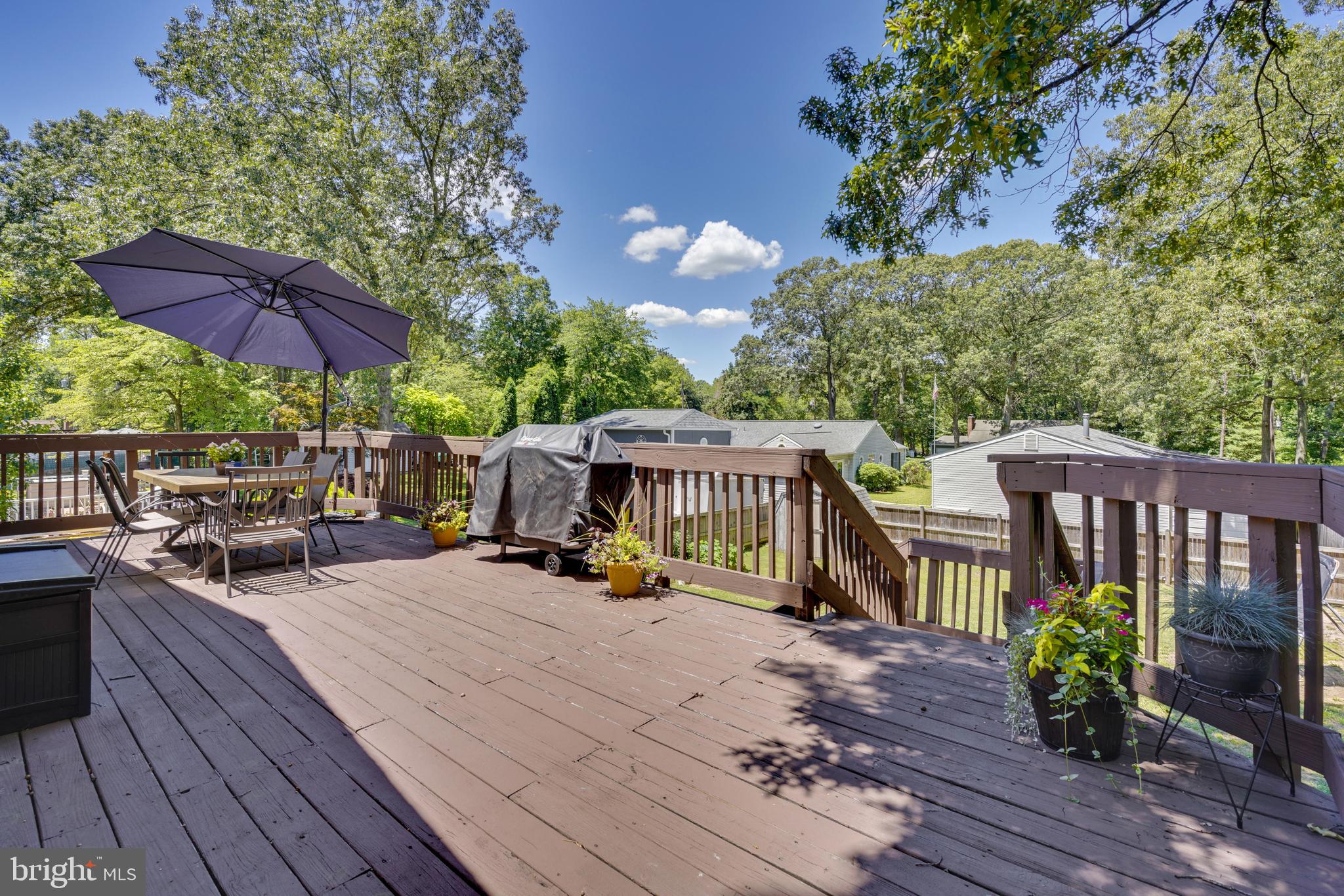 324 Cambridge Road Pasadena, MD 21122 - Photo 3 of 30 Gallery Image 3