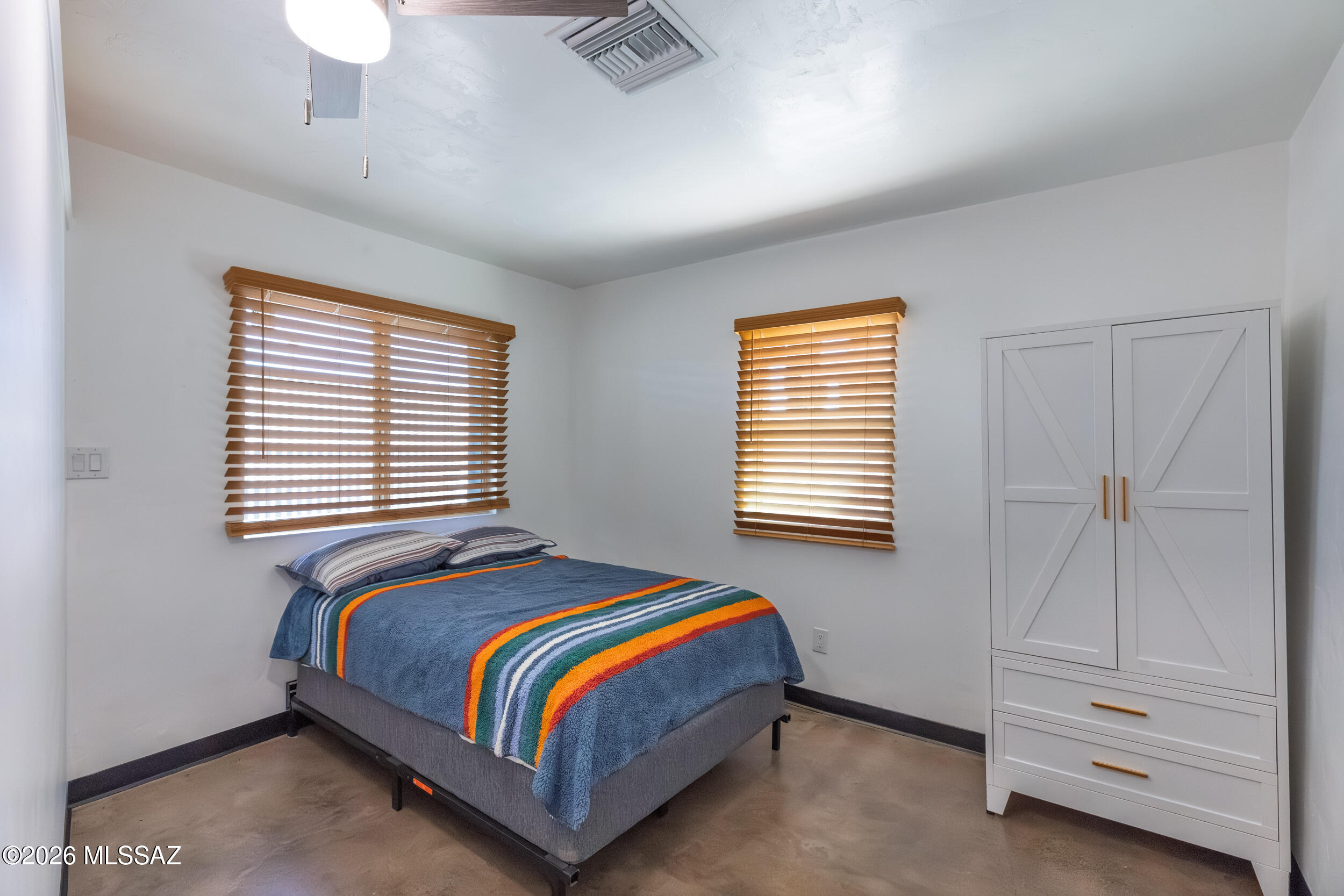 802 East Silverlake Road Tucson, AZ 85713 - Photo 39 of 46