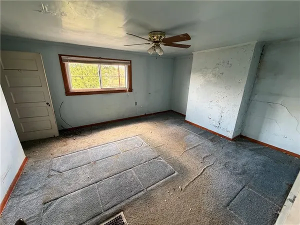 $54,900 | 130 Carr Avenue, New Salem, PA 15468