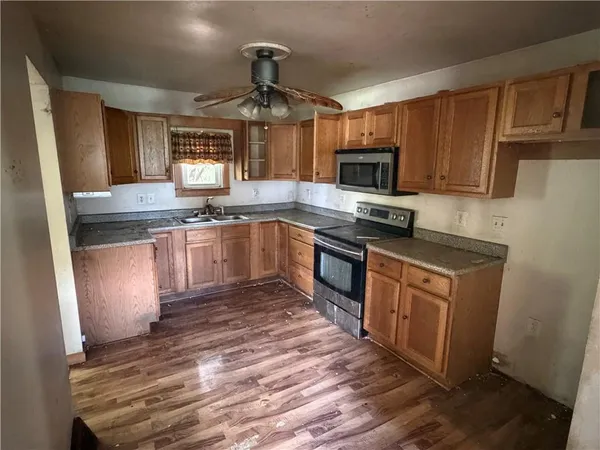 $54,900 | 130 Carr Avenue, New Salem, PA 15468
