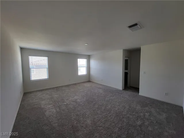 $2,350 | 8162 Seminario Avenue, Las Vegas, NV 89113
