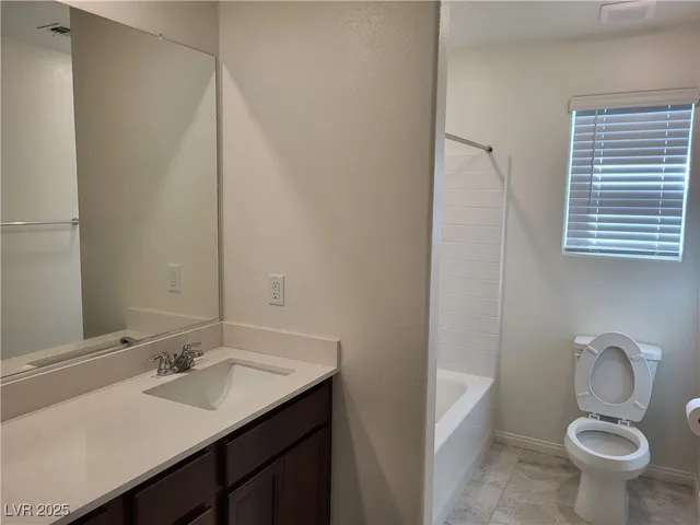 $2,350 | 8162 Seminario Avenue, Las Vegas, NV 89113