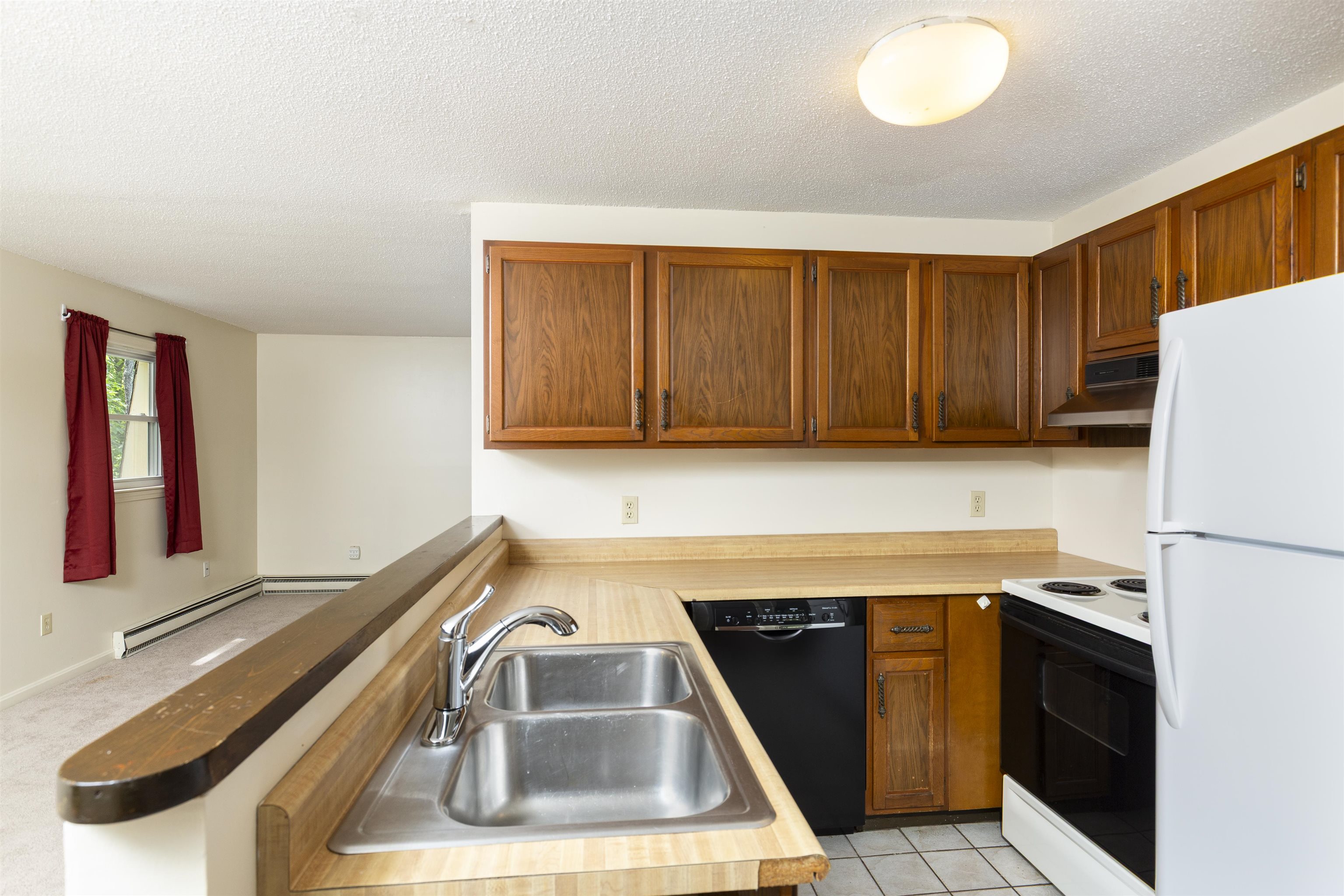 35 Seminary Hill Road, Unit 14B Lebanon, NH 03784 - Photo 5 of 24 Gallery Image 5