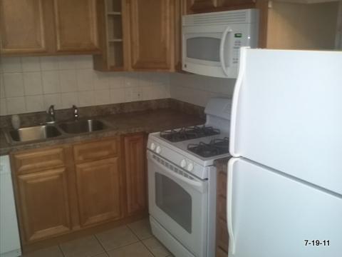 7531 Roberts Road, Unit 1B Bridgeview, IL 60455 - Photo 3 of 9