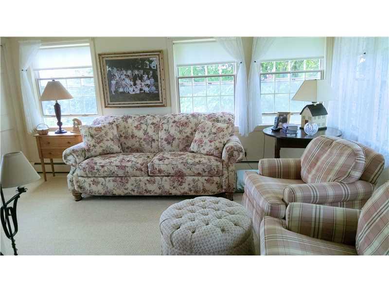 2742 Ridge Rd Extension Economy, PA 15005 - Photo 10 of 25 Sunroom.