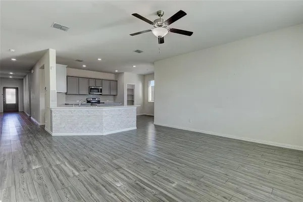 $2,500 | 3209 Elk Camp Road, Aubrey, TX 76227