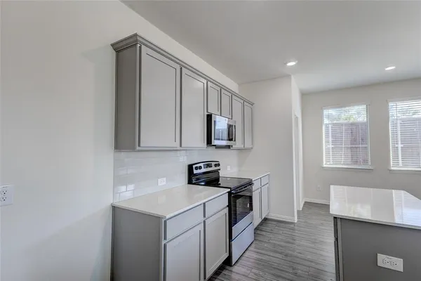 $2,500 | 3209 Elk Camp Road, Aubrey, TX 76227