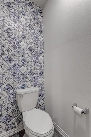 $2,500 | 3209 Elk Camp Road, Aubrey, TX 76227